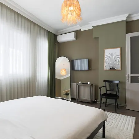 Triplex In The Heart Of Taksim For Big Groups And Familes * Istambul