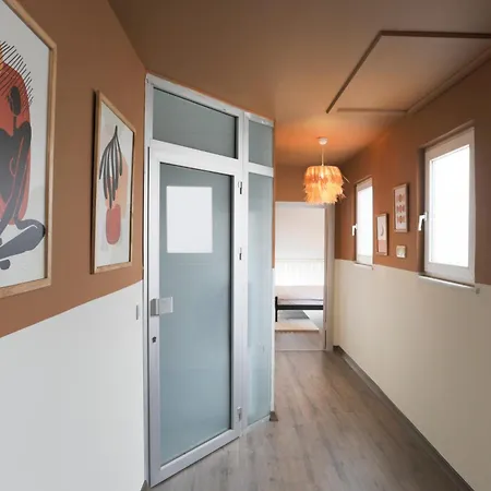Triplex In The Heart Of Taksim For Big Groups And Familes דירה