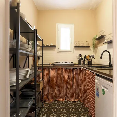 Triplex In The Heart Of Taksim For Big Groups And Familes דירה איסטמבול