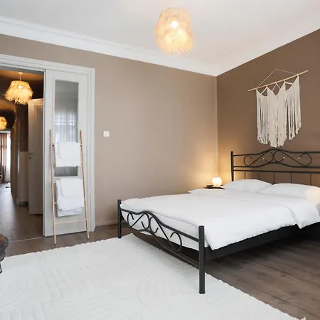 דירה Triplex In The Heart Of Taksim For Big Groups And Familes