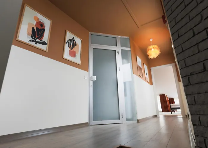 Triplex In The Heart Of Taksim For Big Groups And Familes