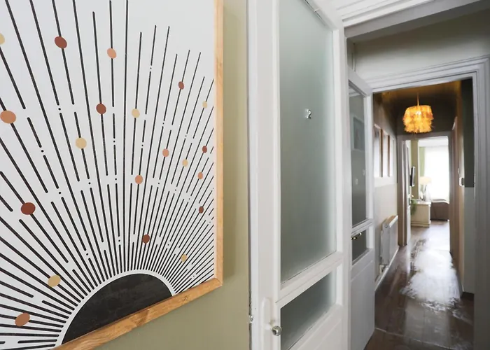 Triplex In The Heart Of Taksim For Big Groups And Familes