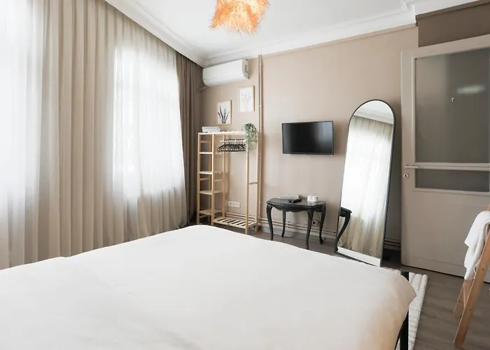 Triplex In The Heart Of Taksim For Big Groups And Familes Provincia di Istanbul